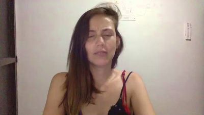 jasminalba live cam on Cam4