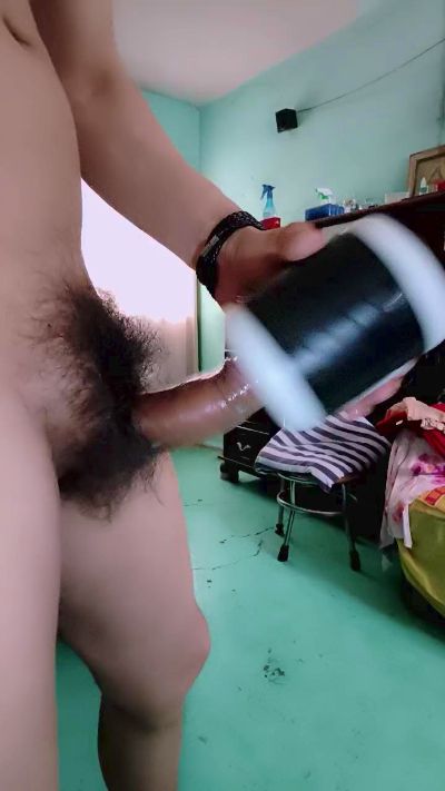 javi1017 live cam on Cam4