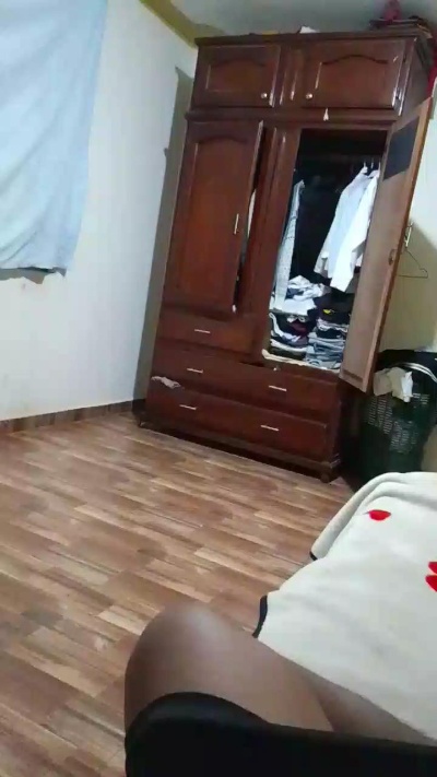 https://snapshots.xcdnpro.com/thumbnails/javicuticc?s=Oqw8U9Phvy2yaotkXPsh4JDR/zQIzA1pD6Y3a/LaVjU= Live Cam4 Model