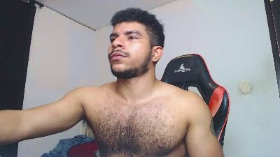 javier_hot27_ live cam on Cam4