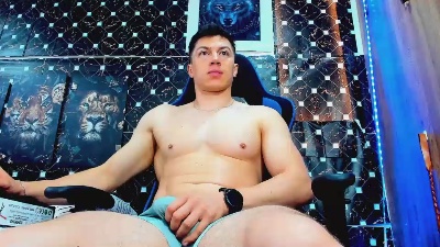 javiersexyvoy live cam on Cam4