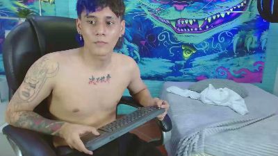 jay_kurt live cam on Cam4