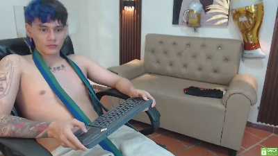 jay_kurt live cam on Cam4