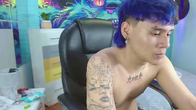 jay_kurt live cam on Cam4