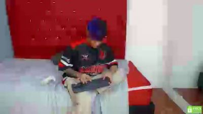 jay_kurt live cam on Cam4