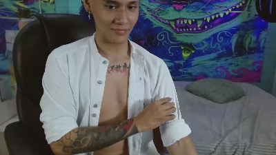 jay_kurt live cam on Cam4