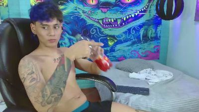 jay_kurt live cam on Cam4