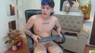 jay_kurt live cam on Cam4