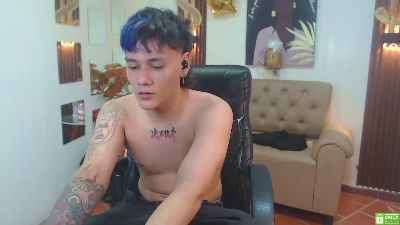 jay_kurt live cam on Cam4
