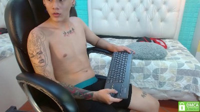 jay_kurt live cam on Cam4