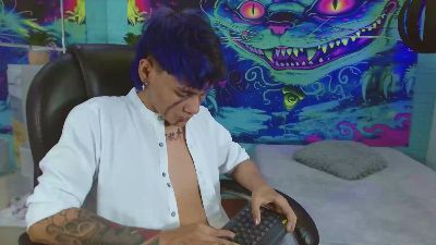 jay_kurt live cam on Cam4