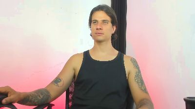jayalvarrez_ live cam on Cam4