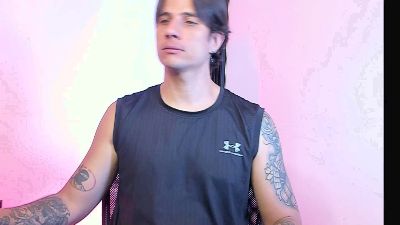 jayalvarrez_ live cam on Cam4