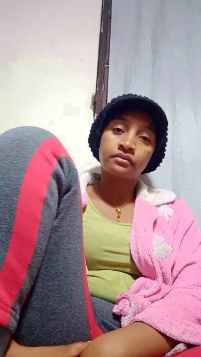 jayrah2 live cam on Cam4