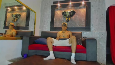 jayy2 live cam on Cam4