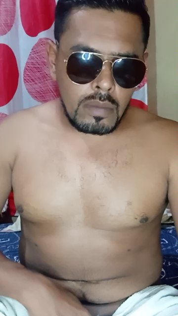 jbsantos1 live cam on Cam4