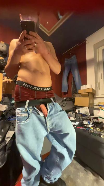 anonymous chatroom Jeans Boy