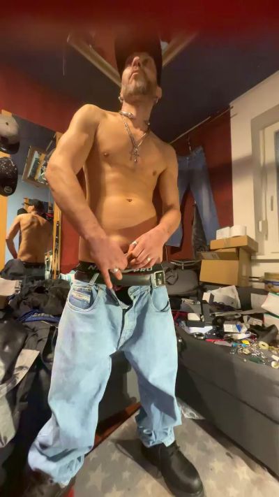 web cam sex show Jeans Boy