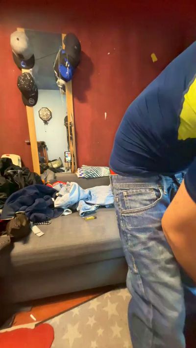 free adult chat now Jeans Boy