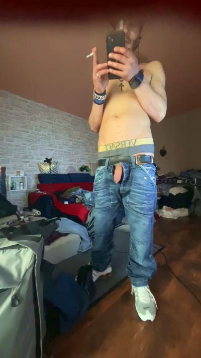 nude cam Jeans Boy