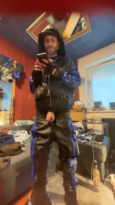 online live sex Jeans Boy