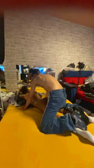 web cam sex show Jeans Boy