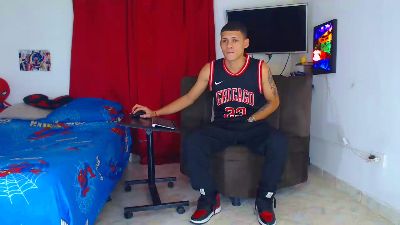 jefferson_horny live cam on Cam4