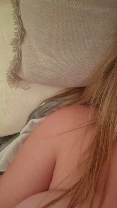 jenny38 live cam on Cam4