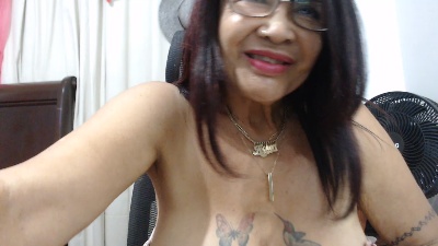 jenny_milf live cam on Cam4