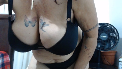 jenny_milf live cam on Cam4