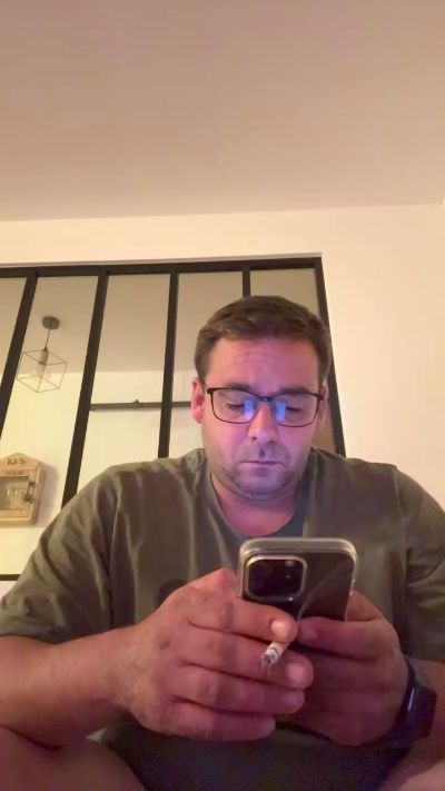 jeremy632 live cam on Cam4
