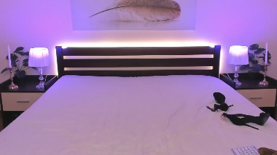 jess_leone live cam on Cam4