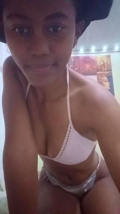 jessi226 live cam on Cam4