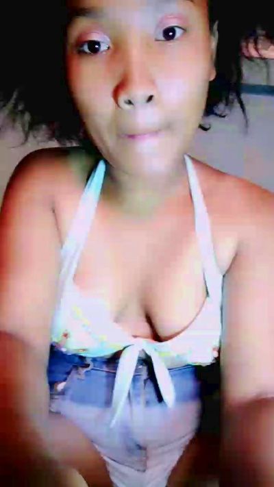 jessy324 live cam on Cam4