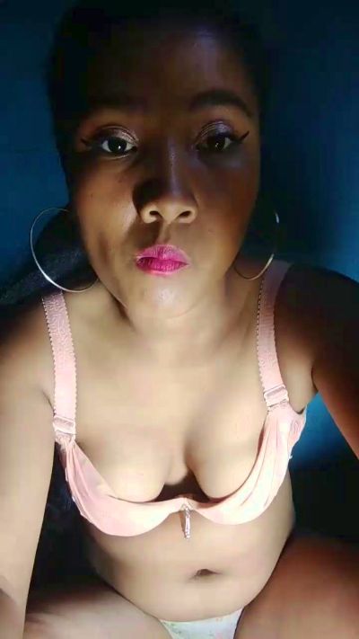 jessy324 live cam on Cam4