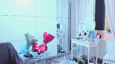 jessycute28 live cam on Cam4