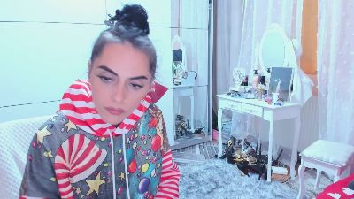 jessycute28 live cam on Cam4
