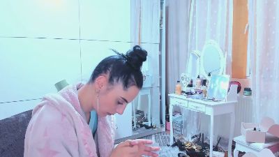 jessycute28 live cam on Cam4