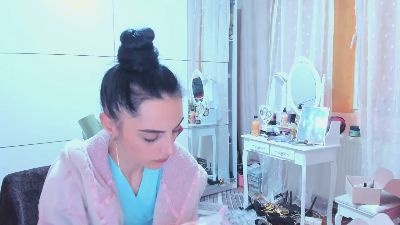 jessycute28 live cam on Cam4