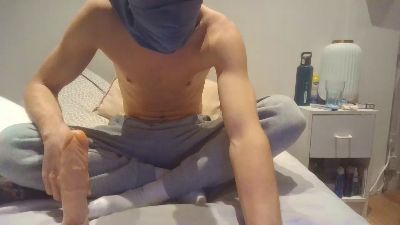 jeuneXXL live cam on Cam4