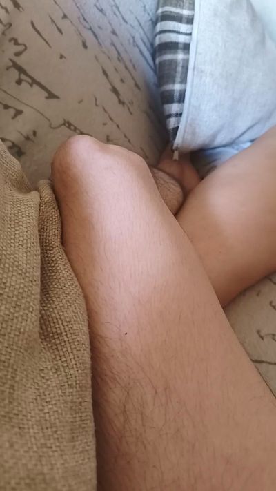 jeunecouple325 live cam on Cam4
