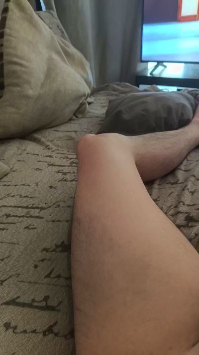 jeunecouple325 live cam on Cam4