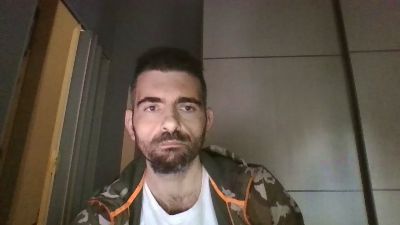 jeurs1 live cam on Cam4