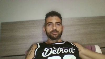 jeurs1 live cam on Cam4