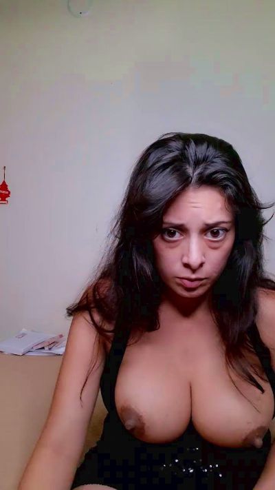 jewelzdeluna live cam on Cam4