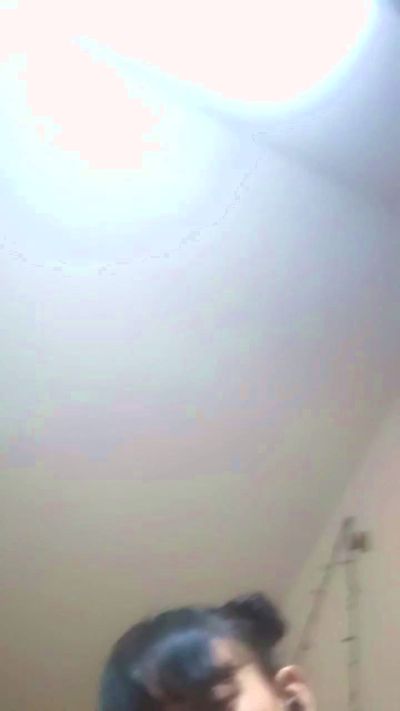 jewelzdeluna live cam on Cam4