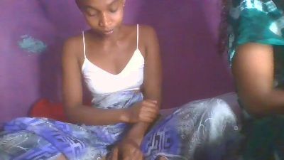 jhairah2 live cam on Cam4