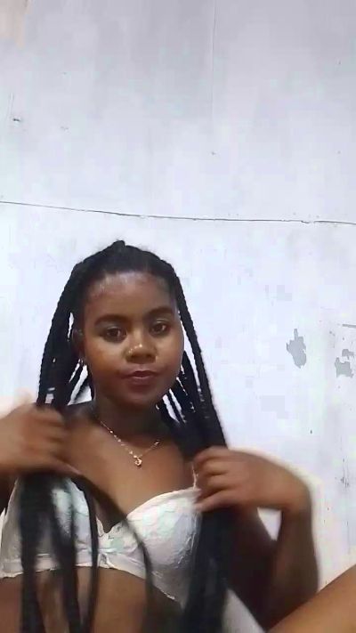 jhanie2 live sex cam preview from Madagascar