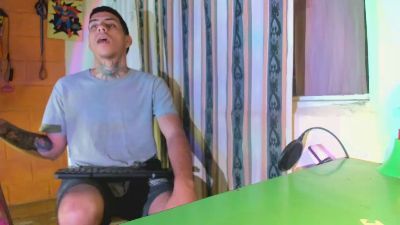 jharol_cardona live cam on Cam4