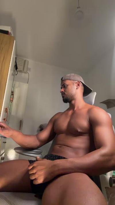 jhefiinho live cam on Cam4